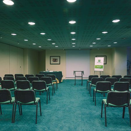 Holiday Inn Lisbon By Ihg Esterno foto