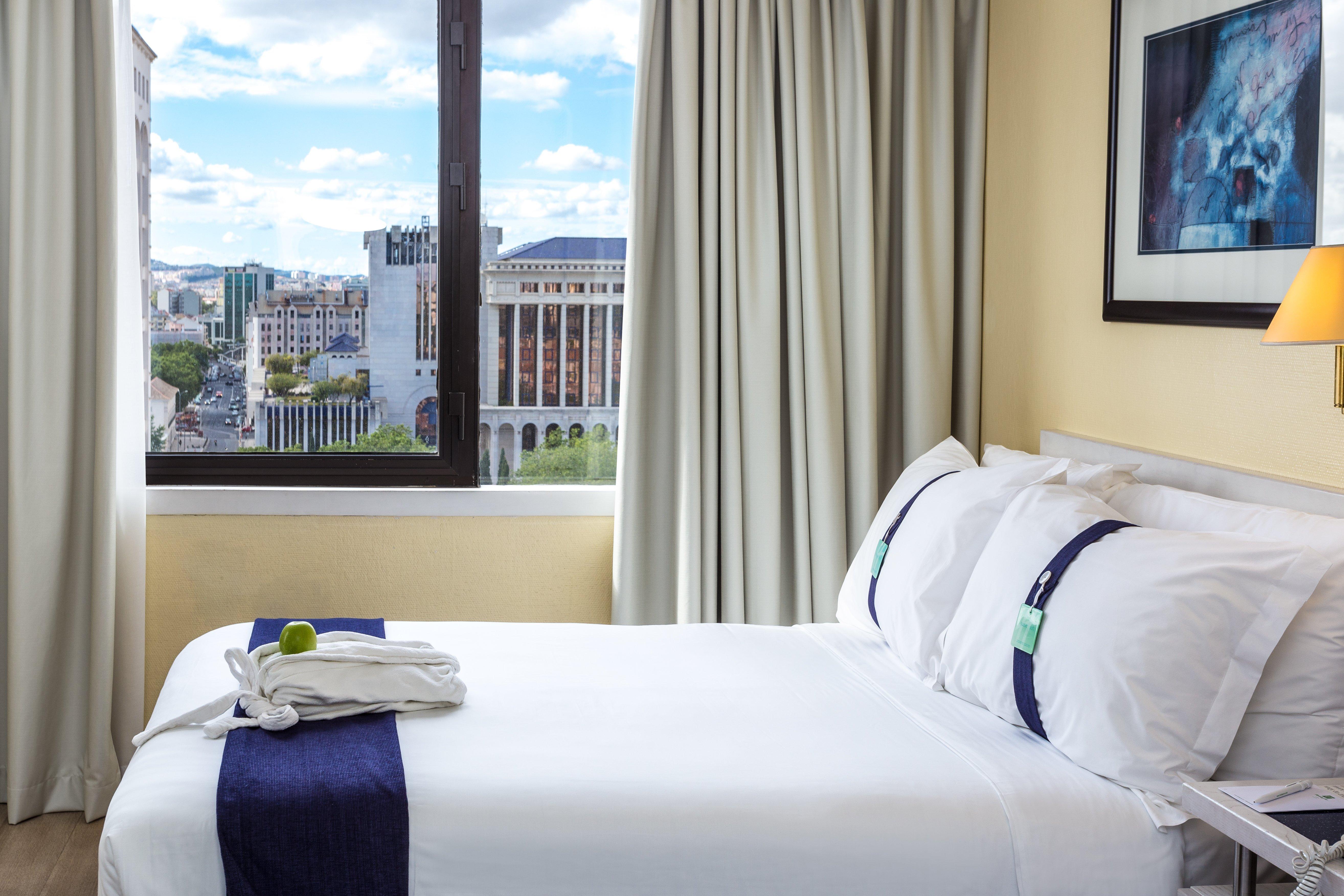 Holiday Inn Lisbon By Ihg Esterno foto