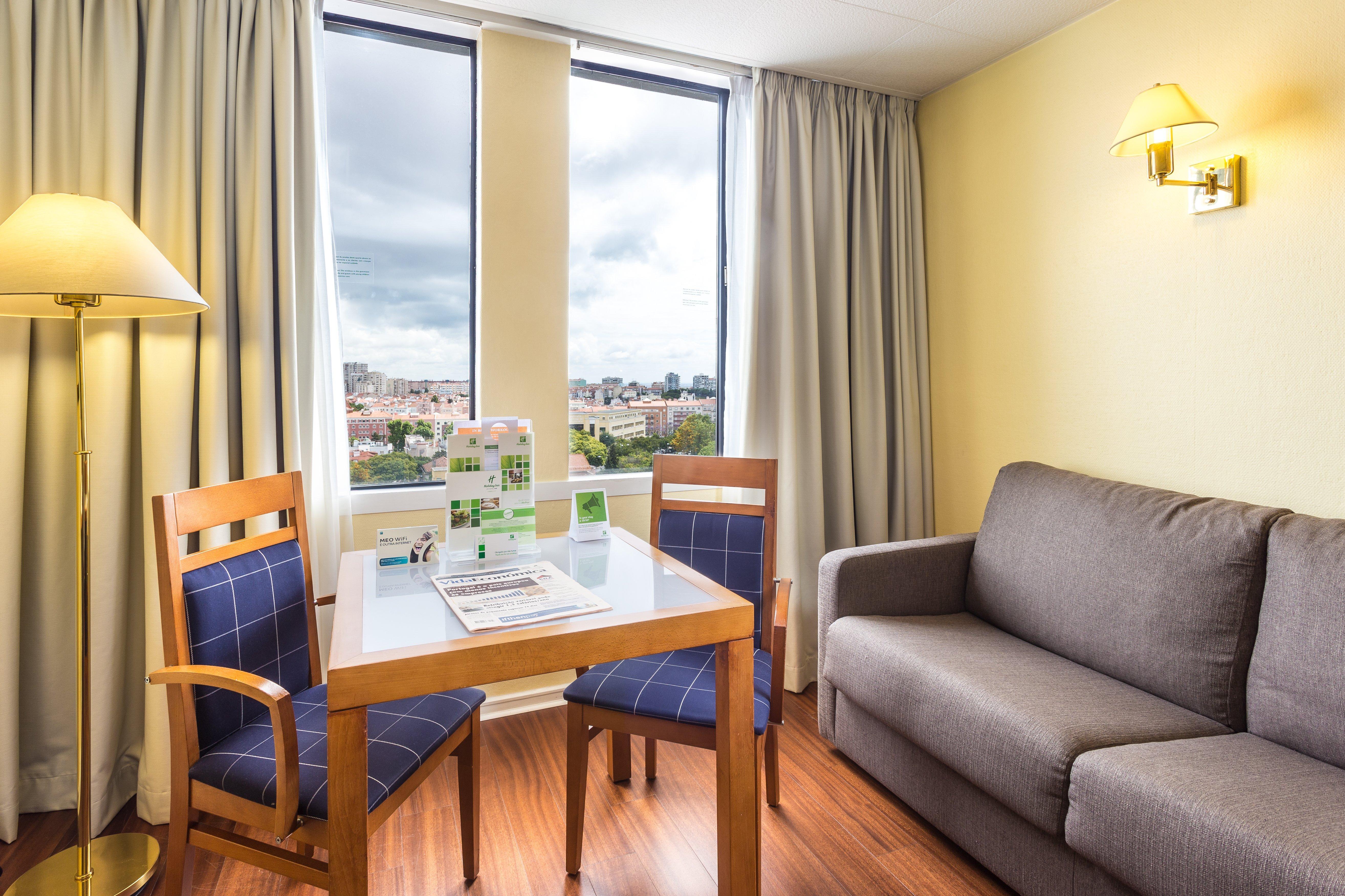 Holiday Inn Lisbon By Ihg Esterno foto