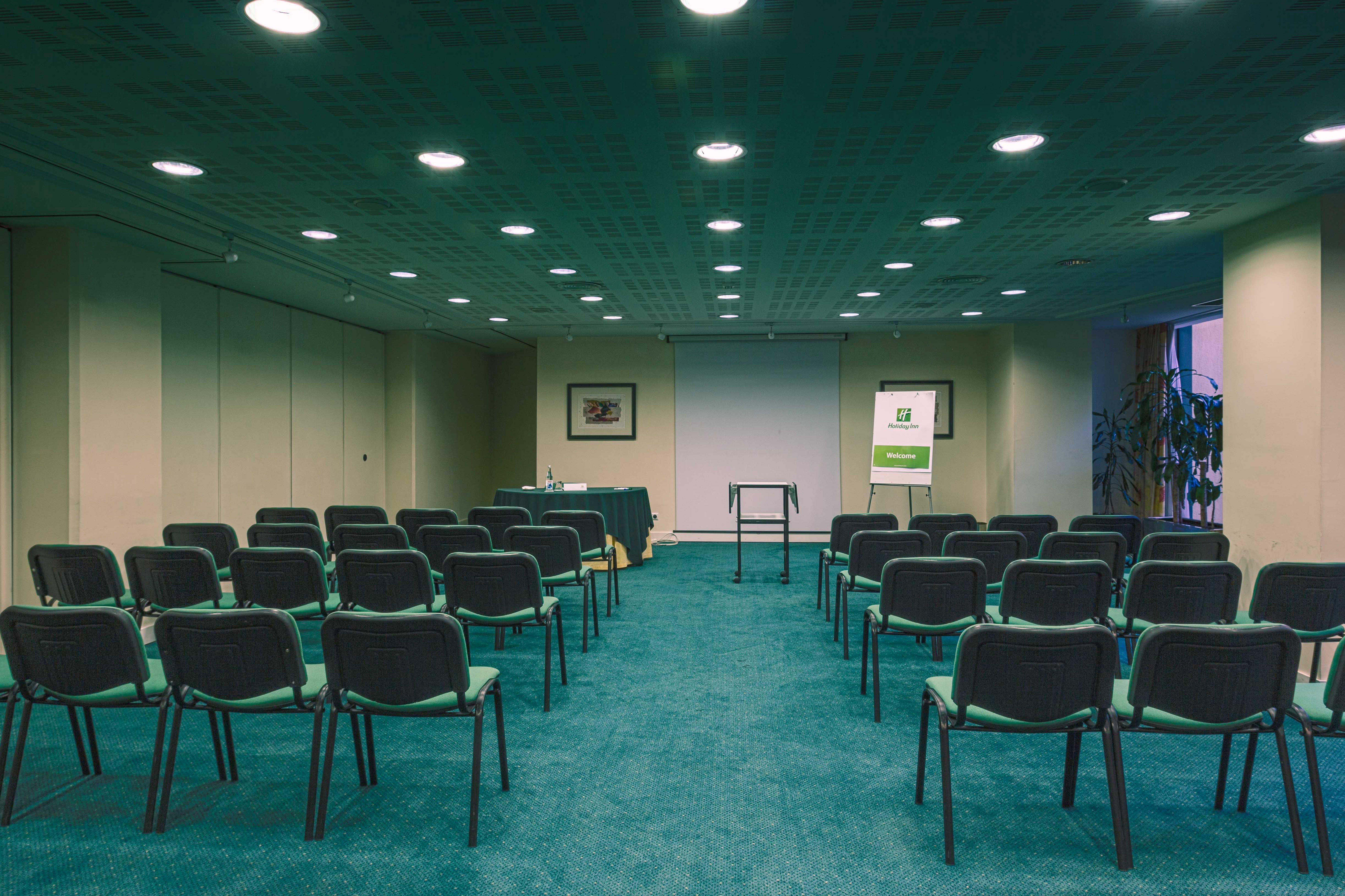 Holiday Inn Lisbon By Ihg Esterno foto