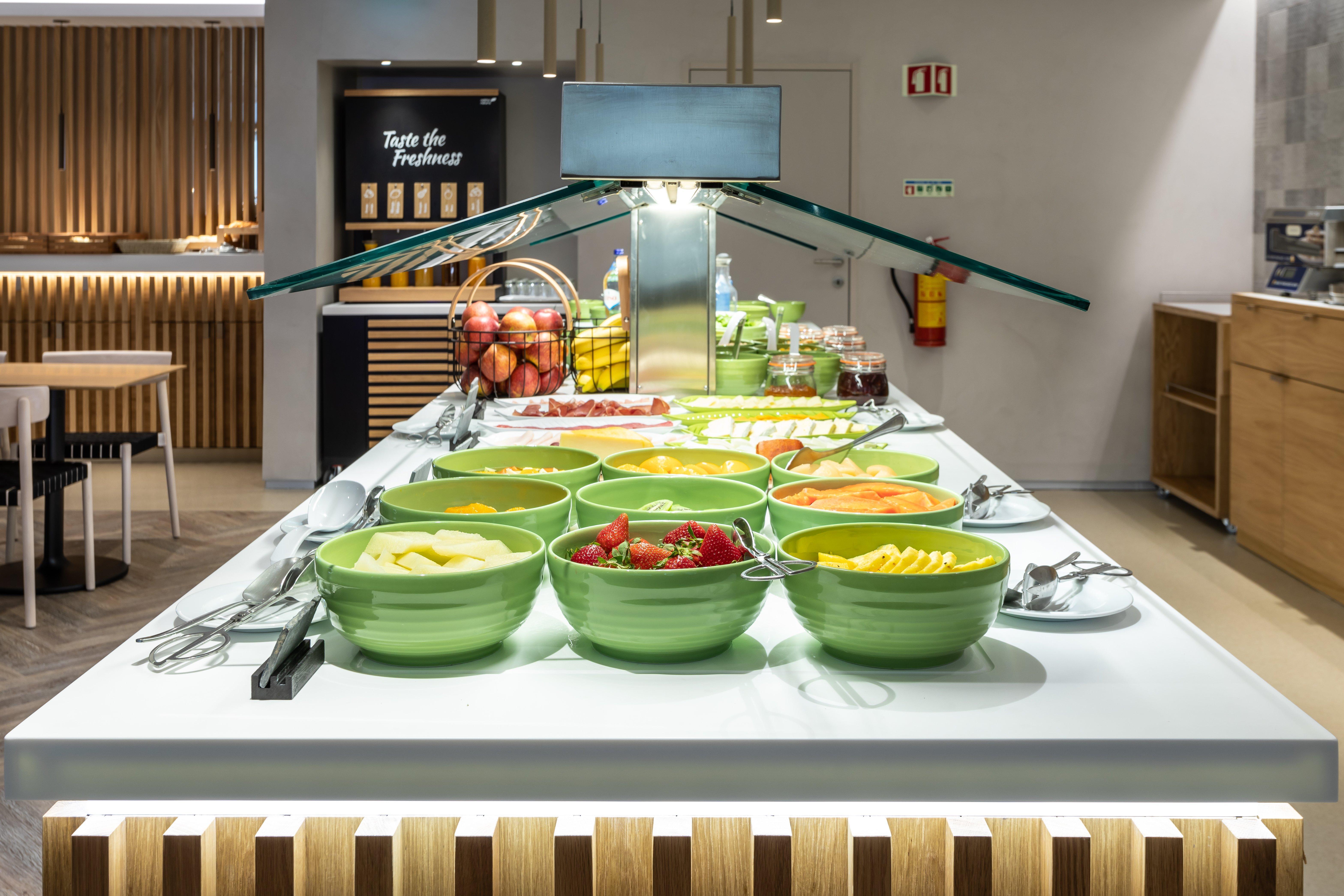 Holiday Inn Lisbon By Ihg Esterno foto
