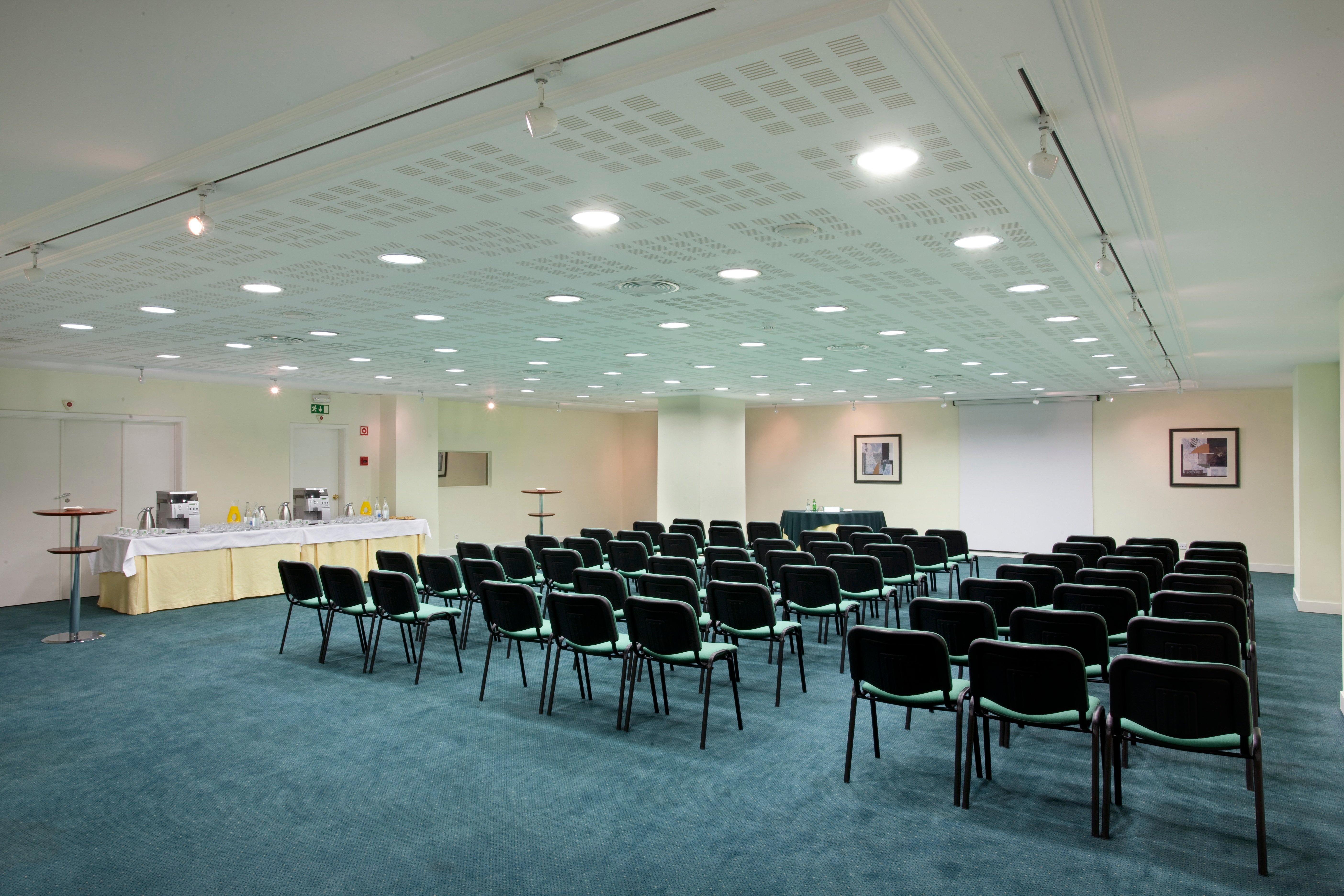 Holiday Inn Lisbon By Ihg Esterno foto
