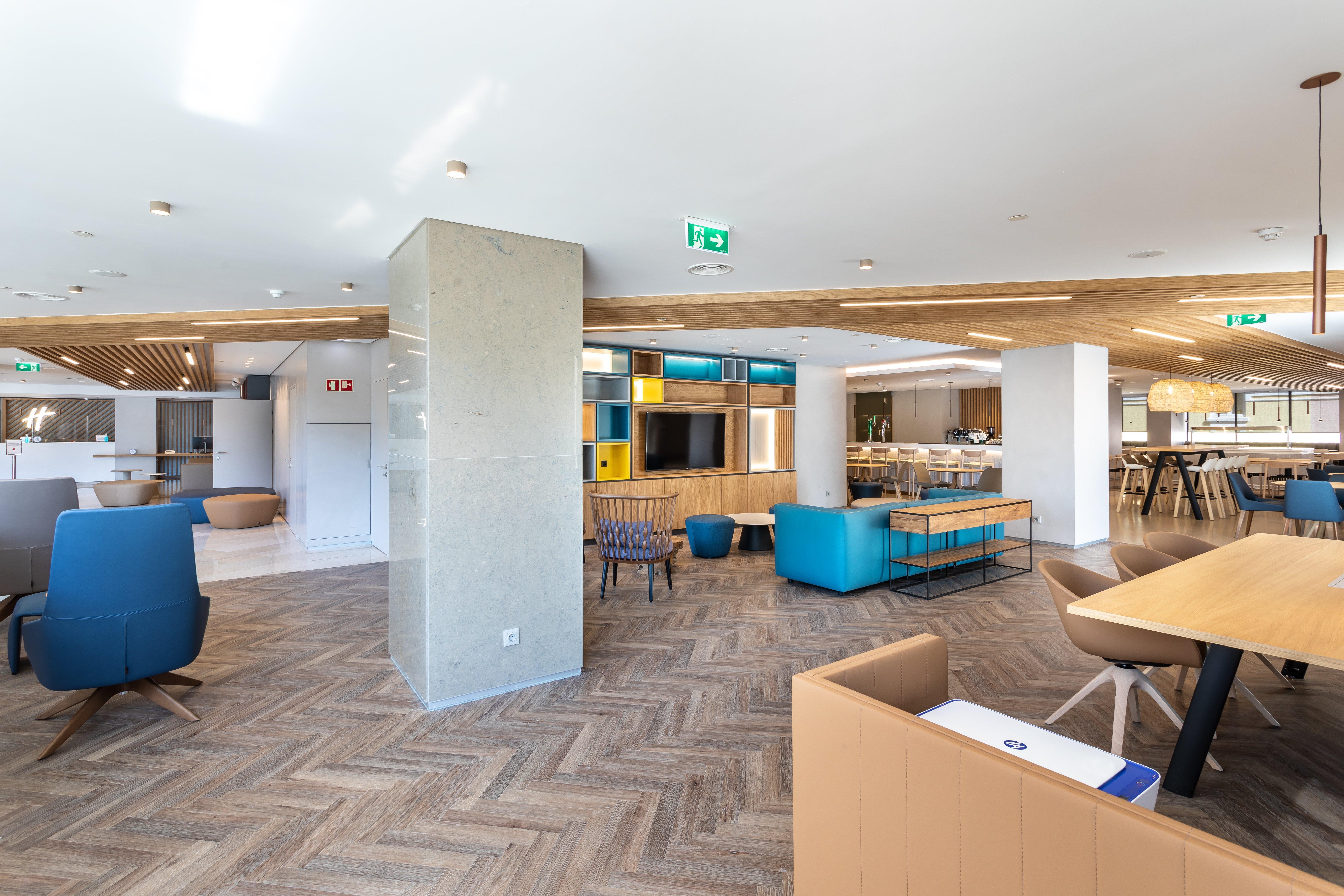 Holiday Inn Lisbon By Ihg Esterno foto