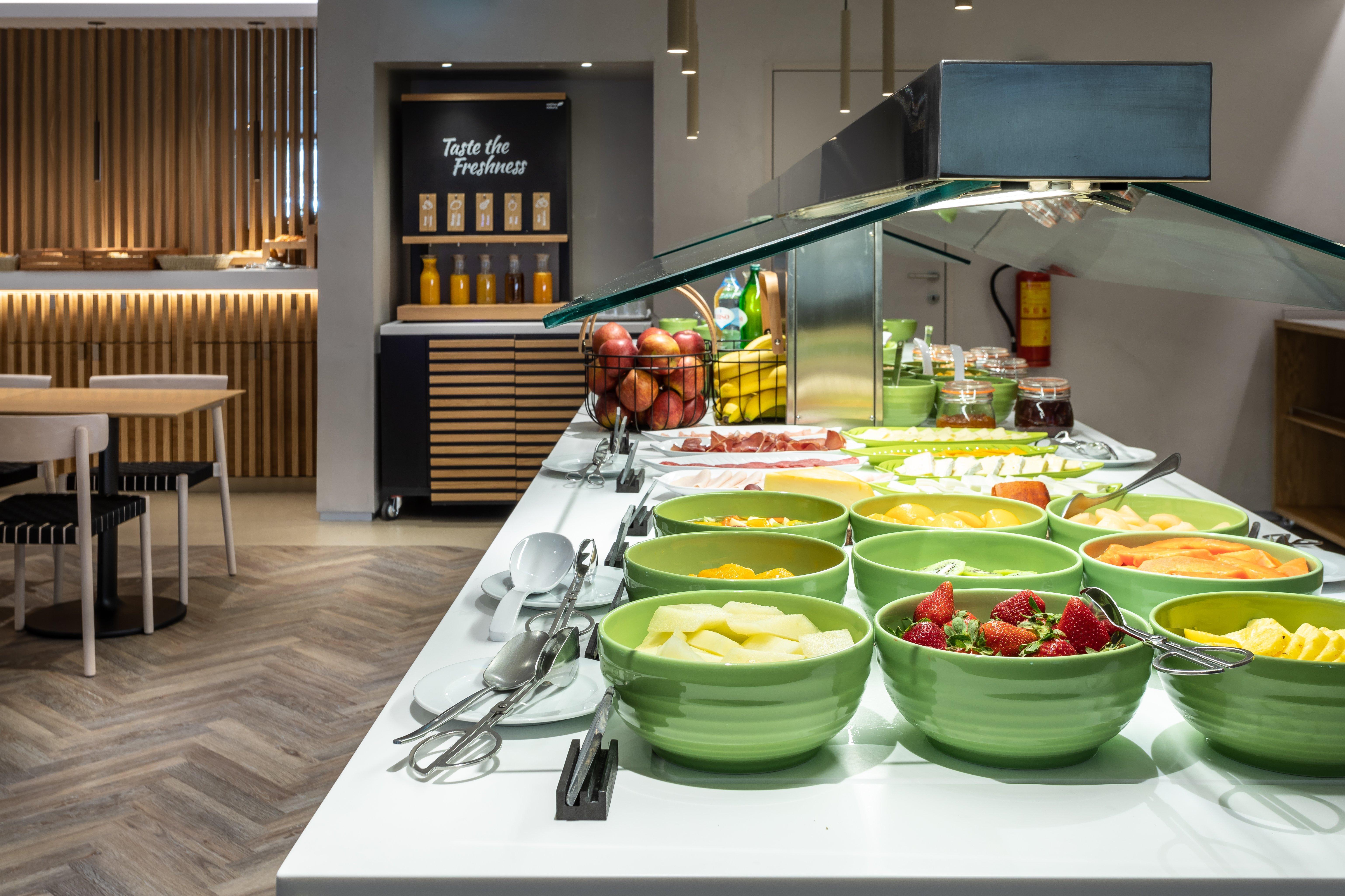 Holiday Inn Lisbon By Ihg Esterno foto